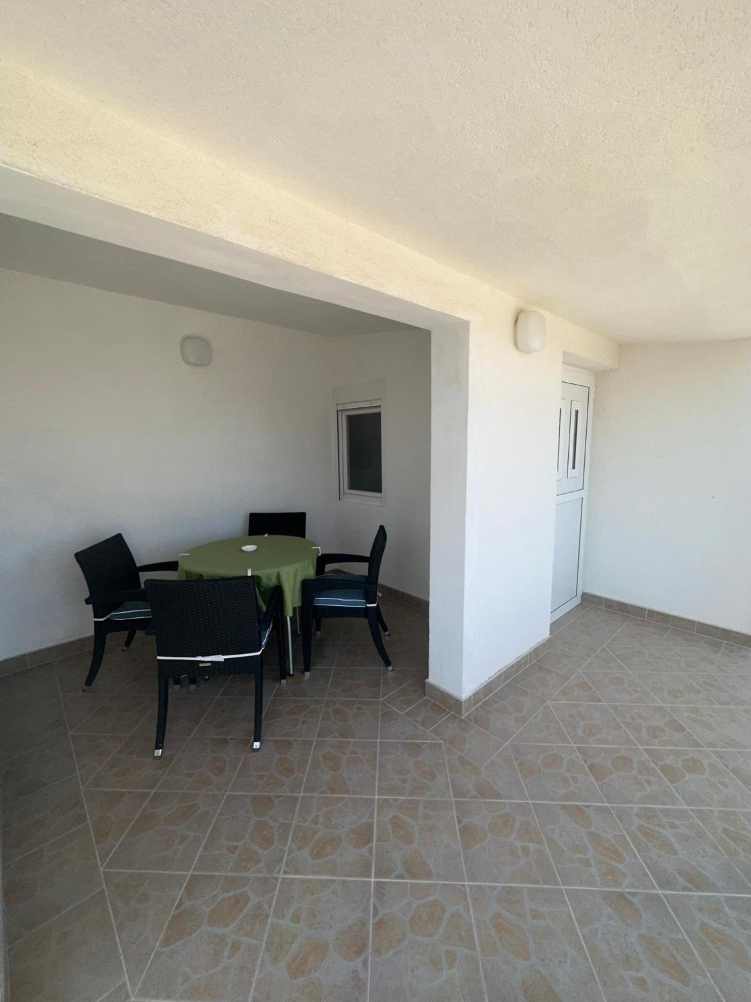 Apartmani Matovina Vir Ngoại thất bức ảnh
